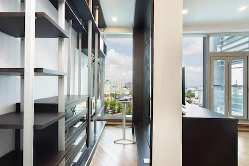 2 Bedroom Apartment With City View | Interior