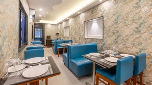 Ảnh chưa phân loại, 3 trong số 8 ảnh, nút