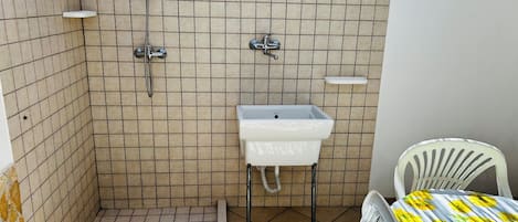 Shower, bidet