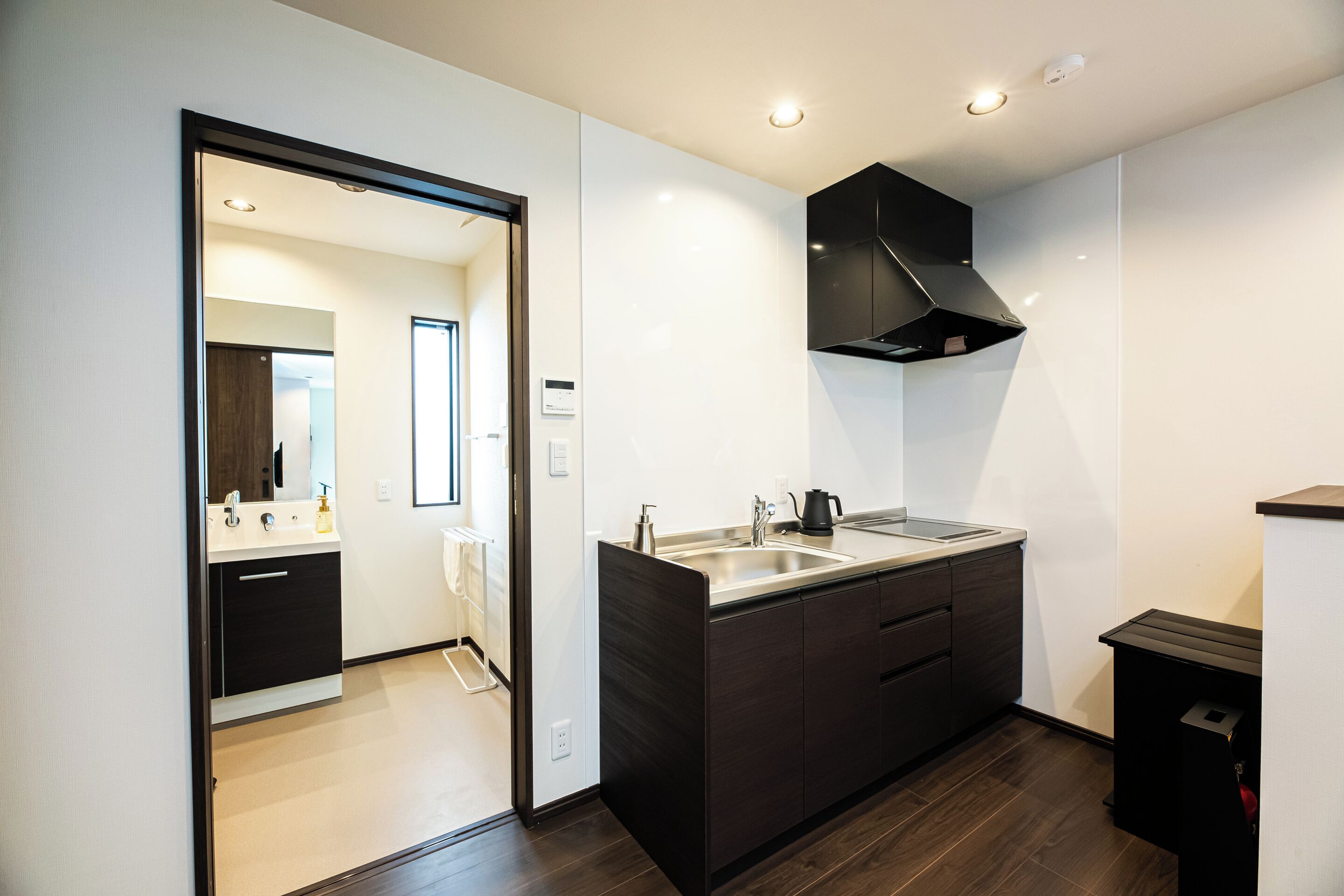 Villa | Private kitchen | Full-size fridge, microwave, cookware/dishes/utensils