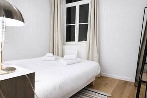 Wifi gratis y ropa de cama