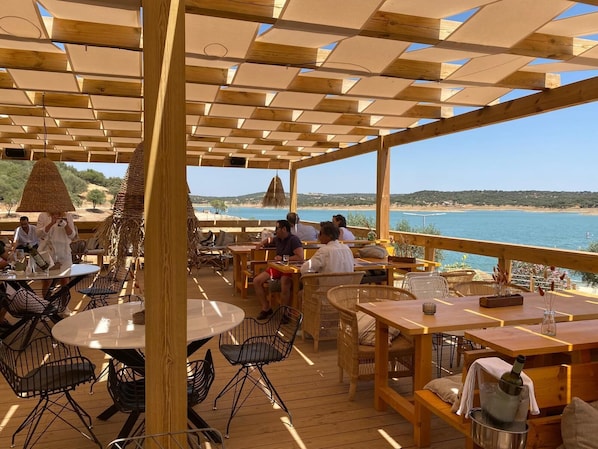Beach bar