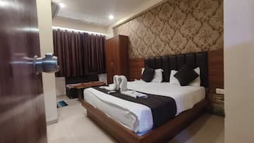 Deluxe Double Room, City View