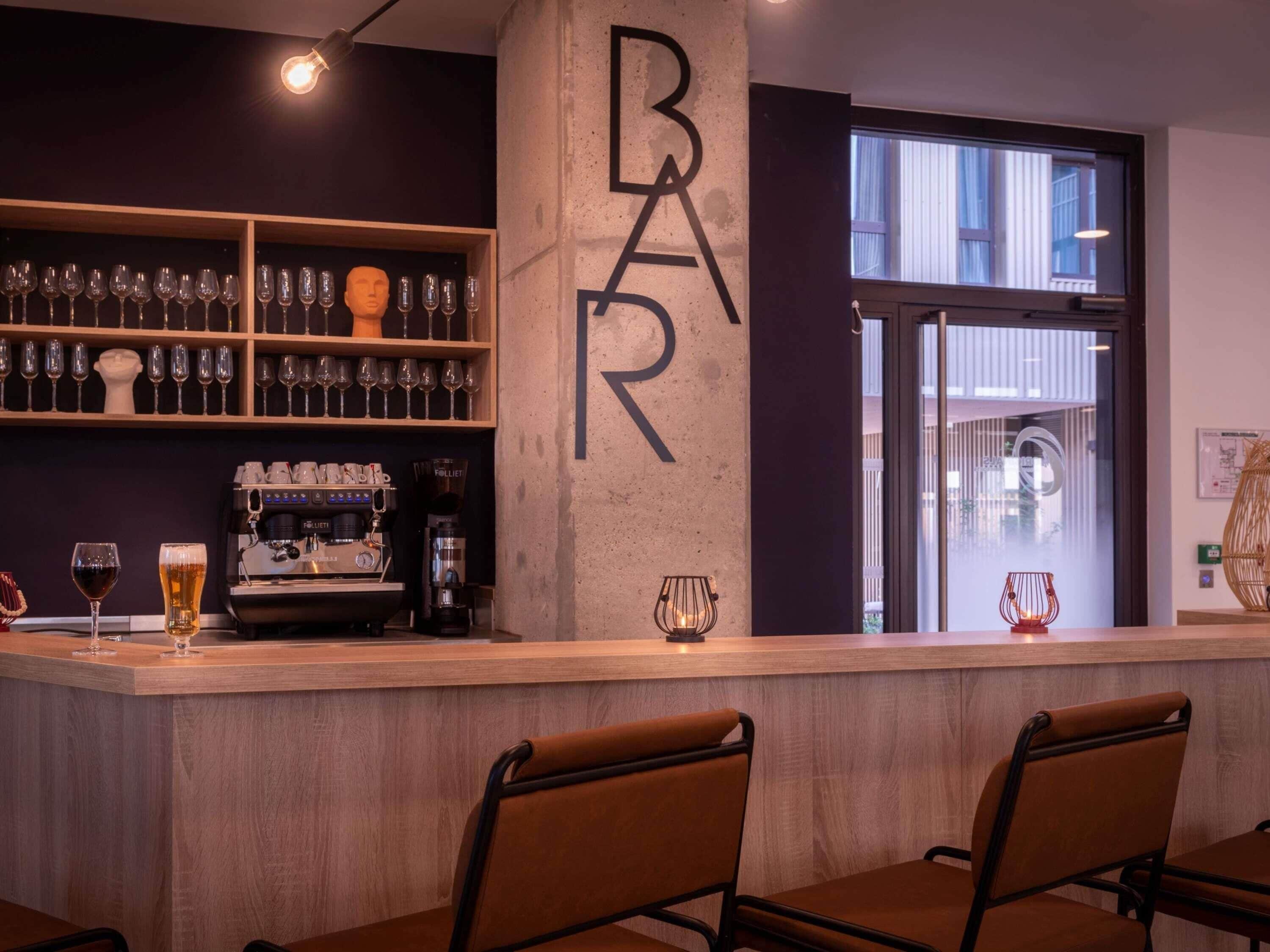 Bar (en la propiedad)