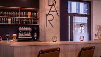 Bar (en la propiedad)