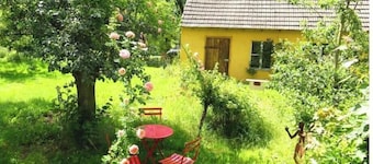 Idyll with a dent