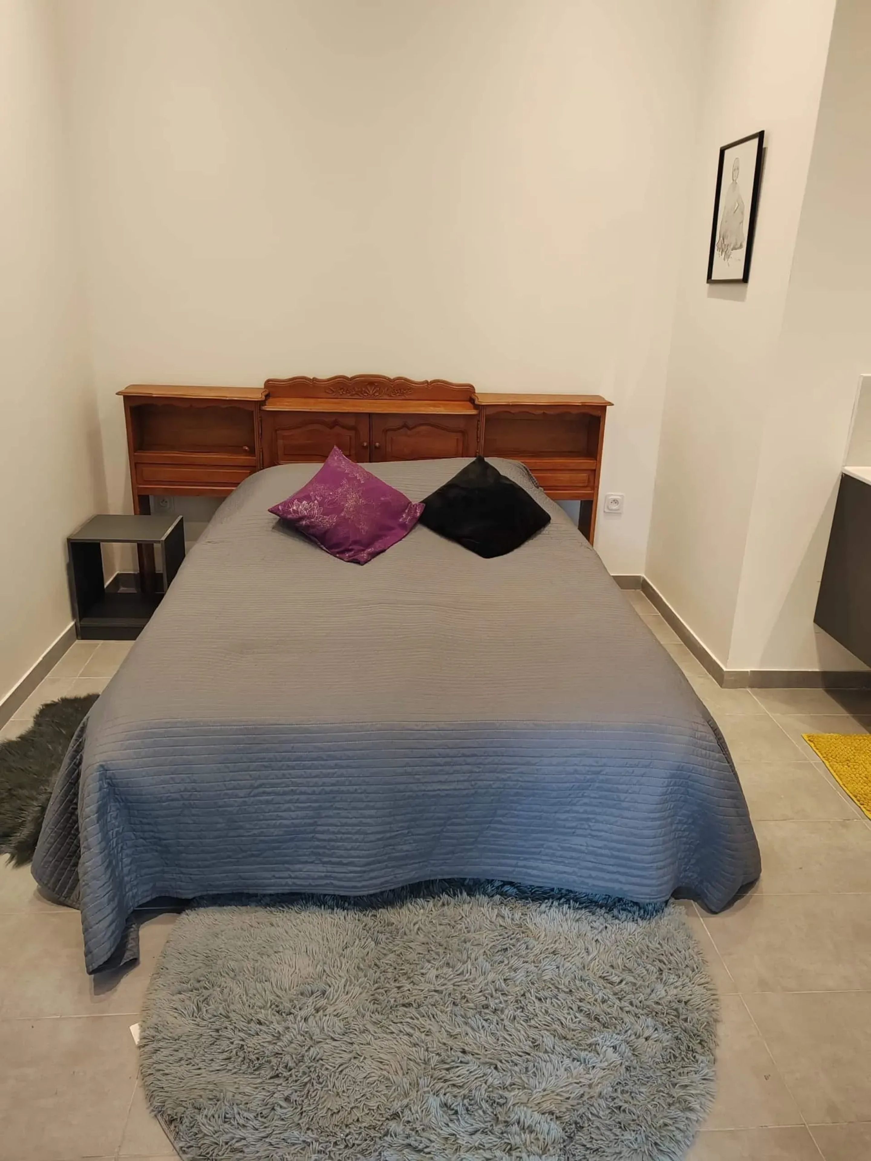 Double bed