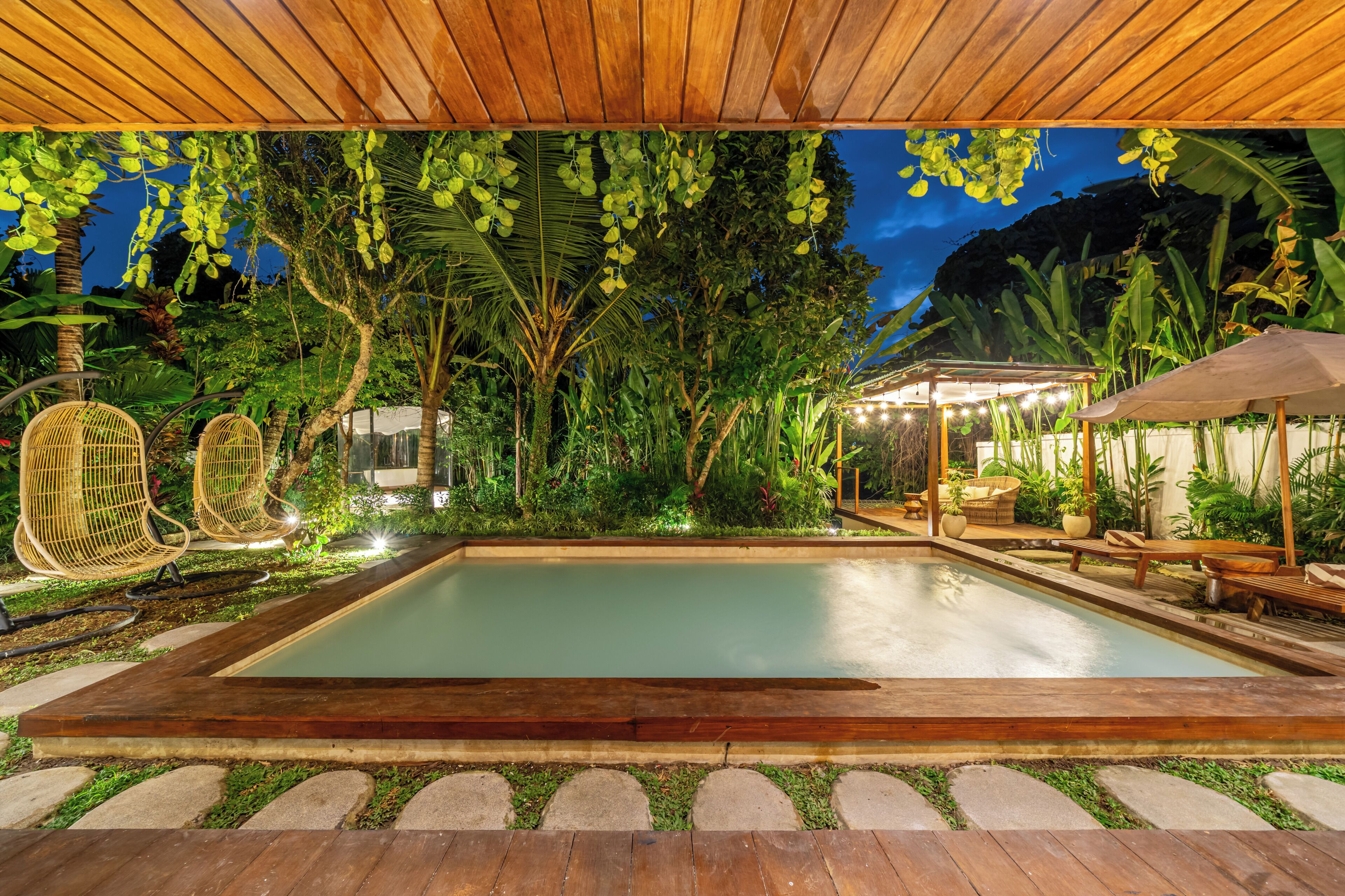 Vila superluxo, vista para a piscina | Piscina | Piscina externa