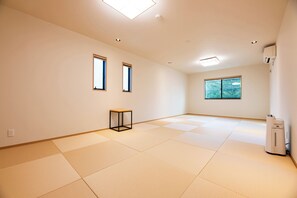 Free WiFi - Irodori Hotel KAZE (fukuokashi,hakataku,toukou)
