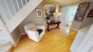 Interior - Designed for relaxed stays by the sea, Heathersett combines elegance with space (Instow)