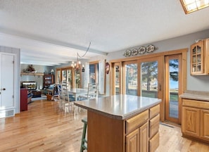 Classic Cabin, 3 Bedrooms, Lake View | Interior - Half Moon Resort (Emily)