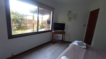 Apartment | In-room safe, blackout drapes, free WiFi