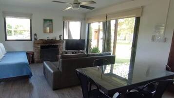 Apartment, Patio, Garden View | Interior