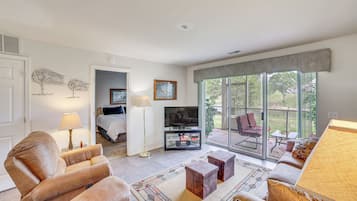 Apartment (2 Bedrooms) | Front of property