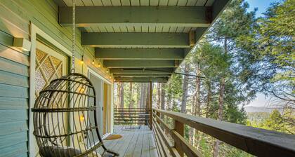 2 Mi to Lake Gregory! Chic Crestline Base Camp