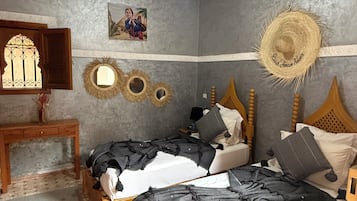 Chambre avec lits jumeaux | Wi-Fi gratuit
