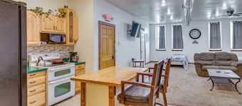 Walkable Main St Studio Near Lake Cochrane