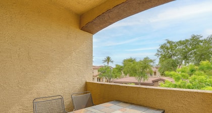 2 Resort-style Pools! Condo Near Mesa Market Place