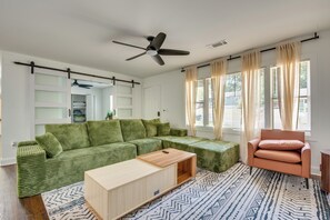 Apartment (3 Bedrooms) | Interior - Updated Atlanta Hub: 4 Mi to Mercedes-benz Stadium (Atlanta)