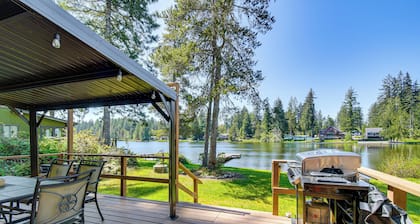 Private Dock & Furnished Deck! Cozy Belfair Escape
