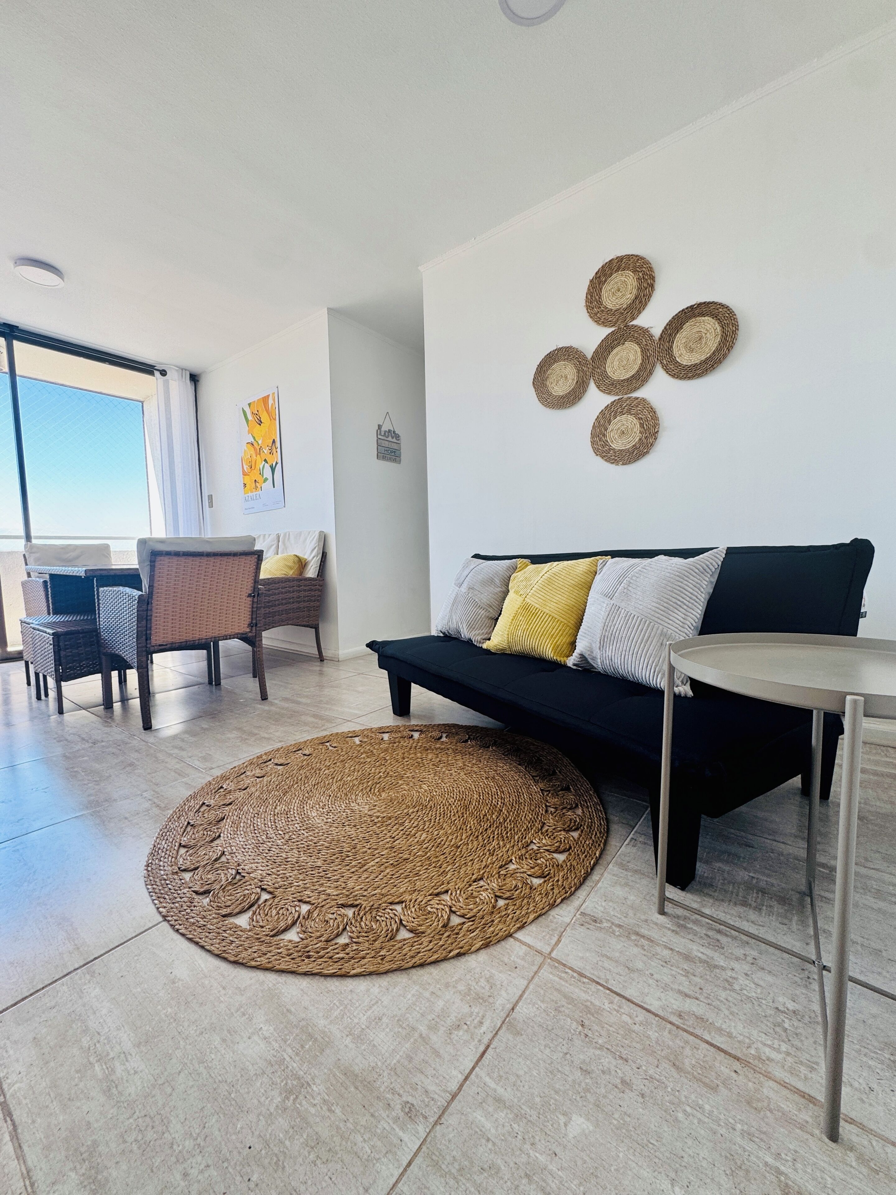 City Apartment | Living area