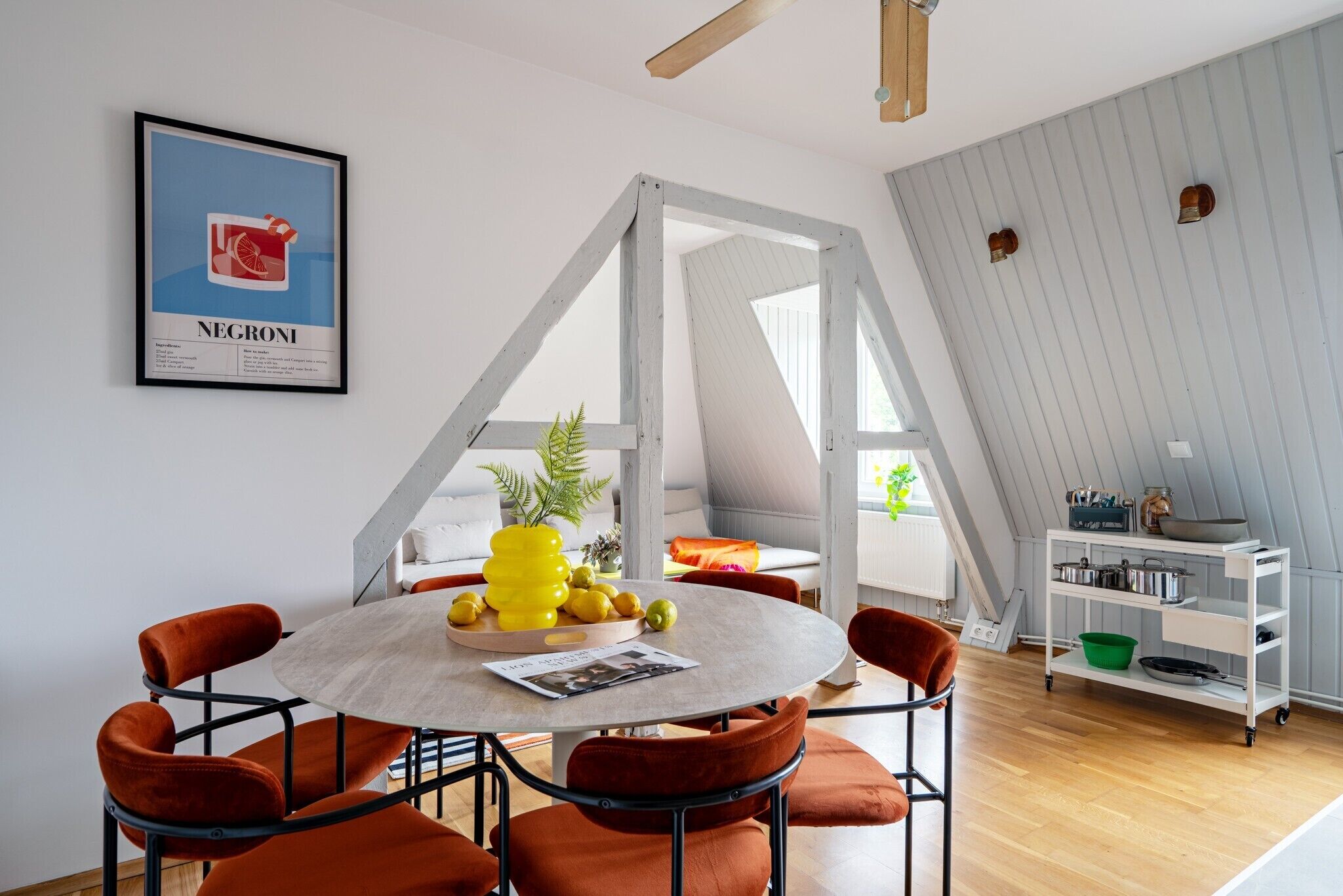 Comfort Apartment, Non Smoking, Bathtub | Dining
