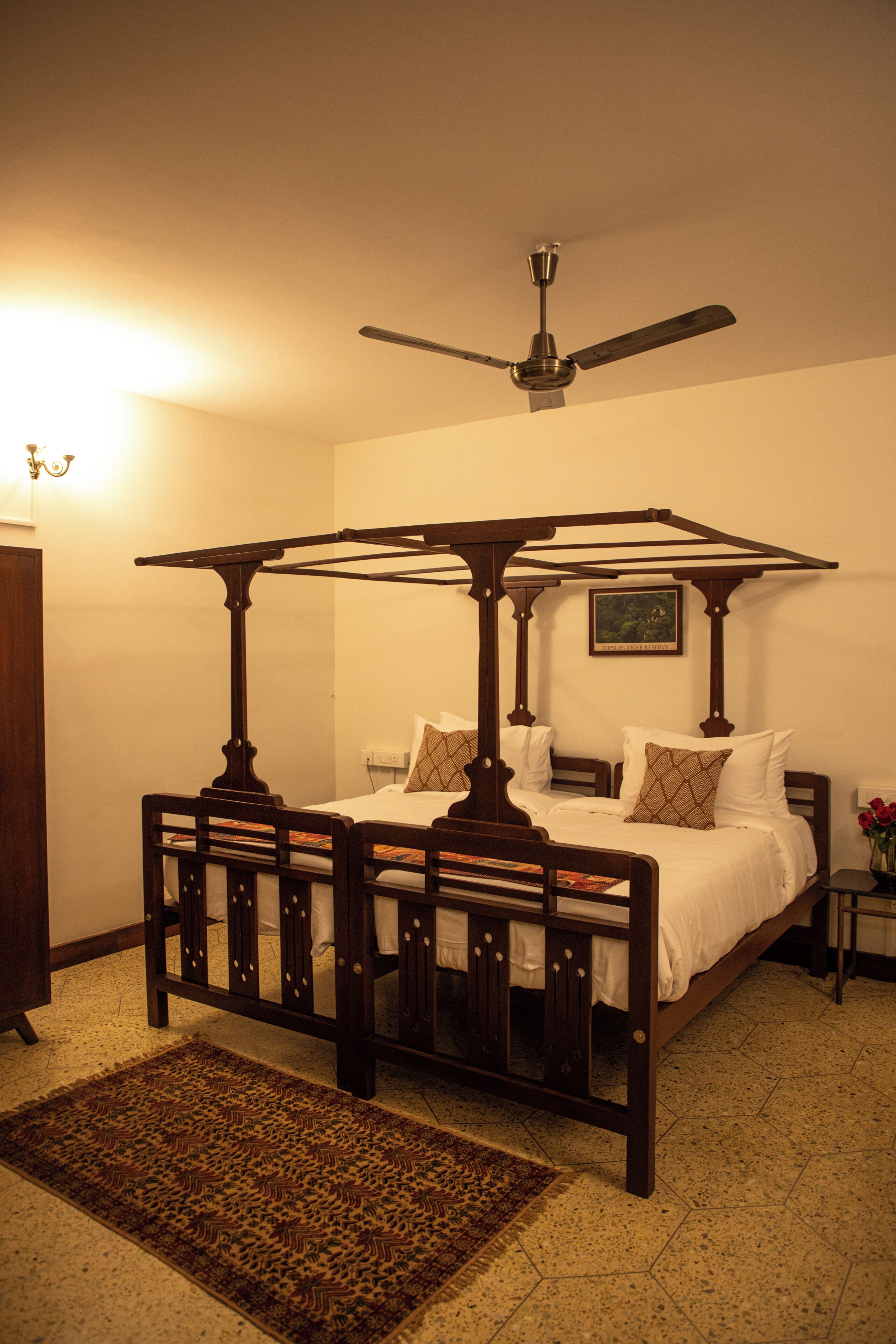 The Chamber | Bed sheets, wheelchair access