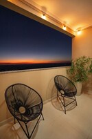 Apartamento conforto, varanda coberta, vista para a montanha | Varanda coberta