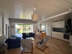 Interior - A house with garden 5 minutes from the beach and the Corniche (Bretignolles-sur-Mer)