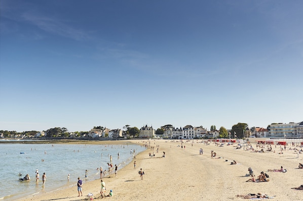Strand