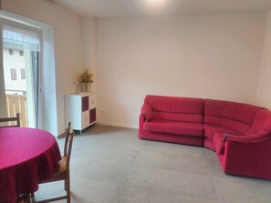 Living area - Vrbo Property (Trentino-Alto Adige)