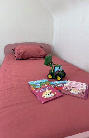 WiFi, bed sheets - Ty Kerignon (Plonéour-Lanvern)