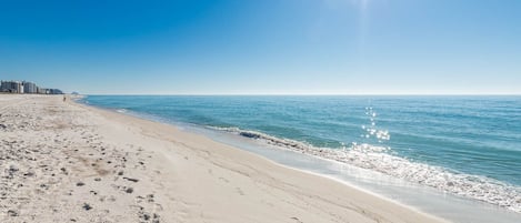 คอนโด, 1 ห้องนอน | ชายหาด | ใกล้ชายหาด