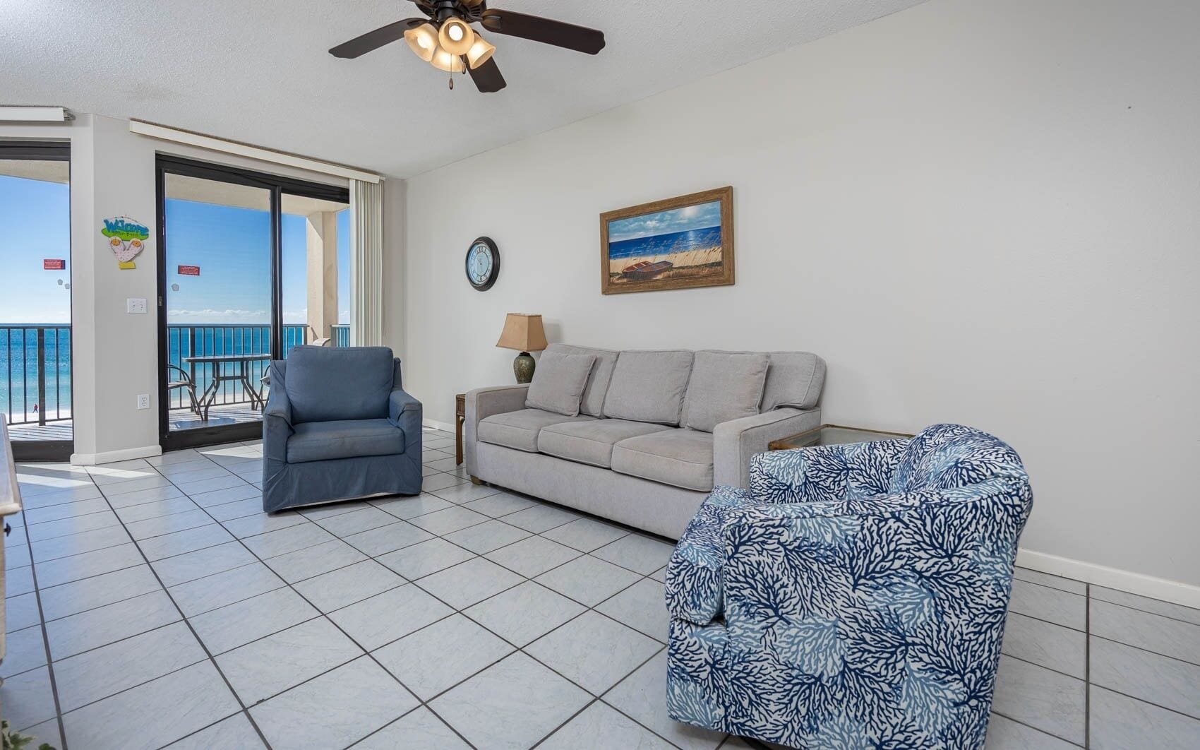 Condo, 1 Bedroom | Living area