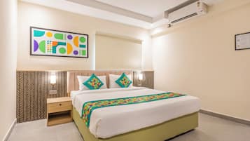 Deluxe Double Room | Iron/ironing board