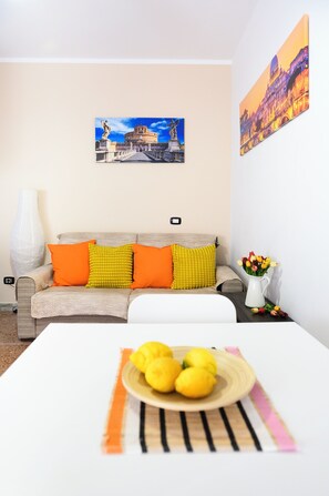 Living area - Vrbo Property (Roma)