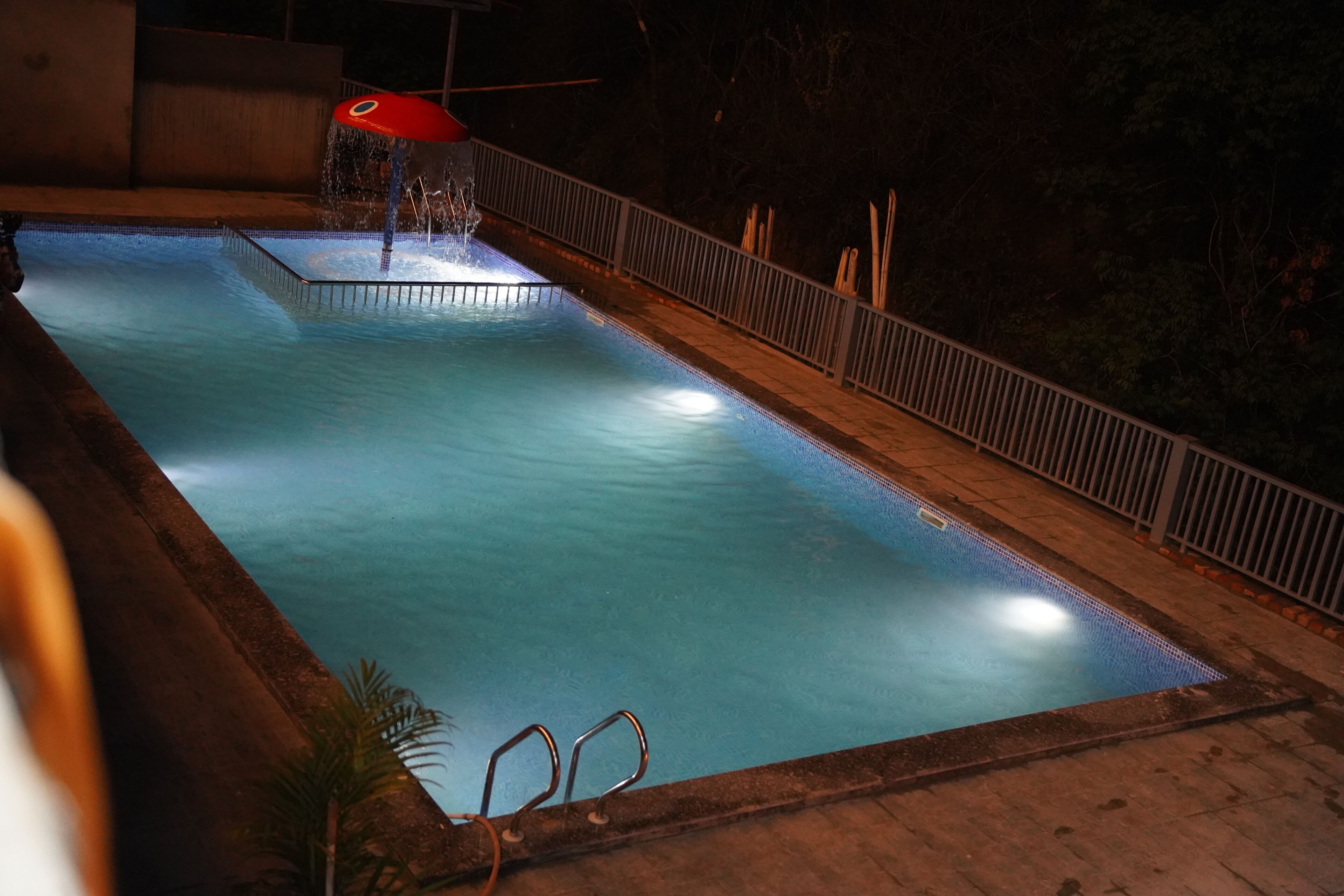Piscine couverte