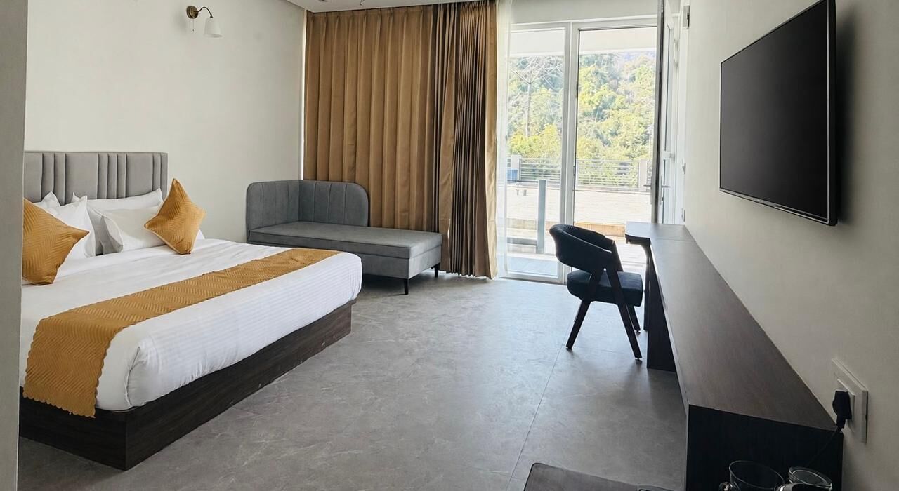 Executive-Zimmer, Balkon, Hügelblick
