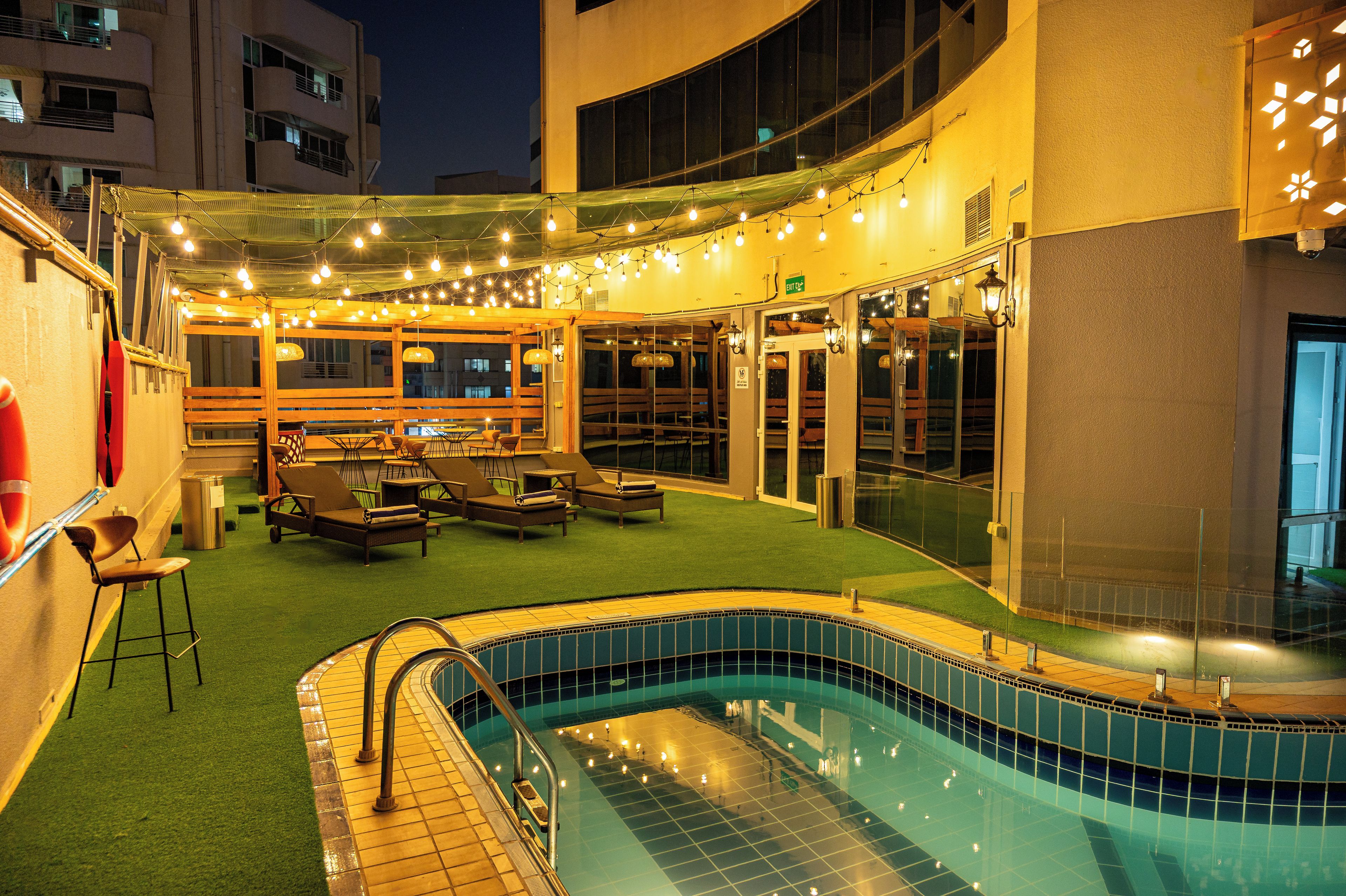 Pool