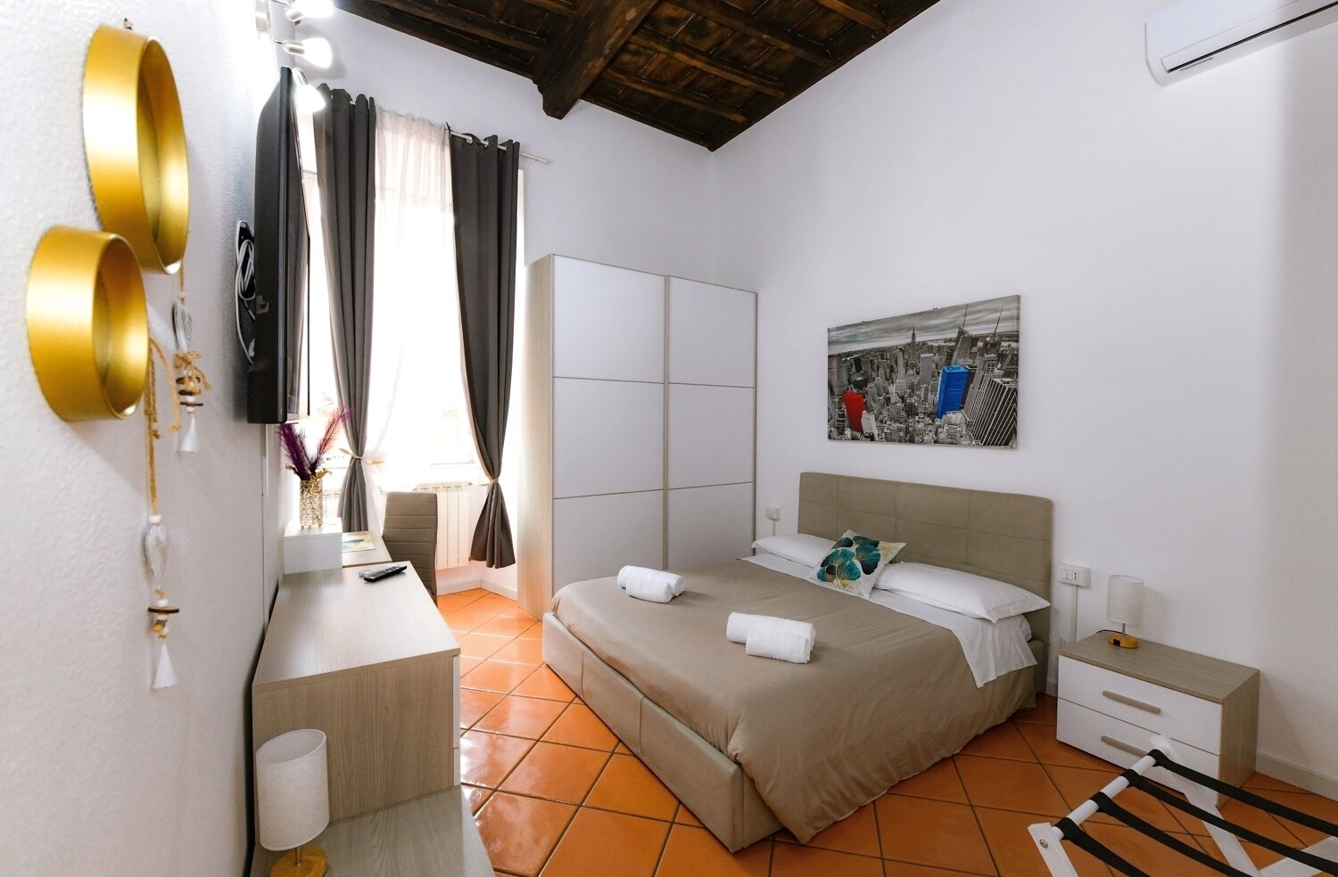 Triple Room, City View