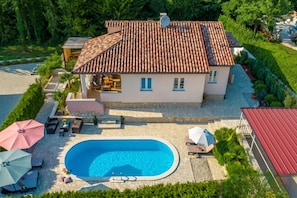 Hus – standard, 4 soverom, mikrobølgeovn (Istria Villa Stella for 8: Pool &) | Basseng | Sesongbasert utendørsbasseng