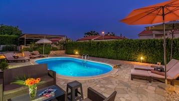 Standard House, 4 Bedrooms, Microwave (Istria Villa Stella for 8: Pool &) | Pool | Seasonal outdoor pool