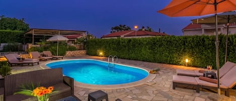 Standard House, 4 Bedrooms, Microwave (Istria Villa Stella for 8: Pool &) | Pool | Seasonal outdoor pool