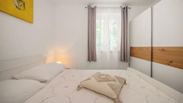 Standaard huis, 4 slaapkamers, magnetron (Istria Villa Stella for 8: Pool &) | 4 slaapkamers