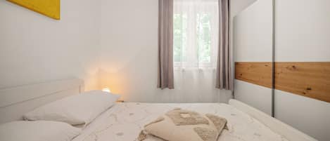 4 bedrooms