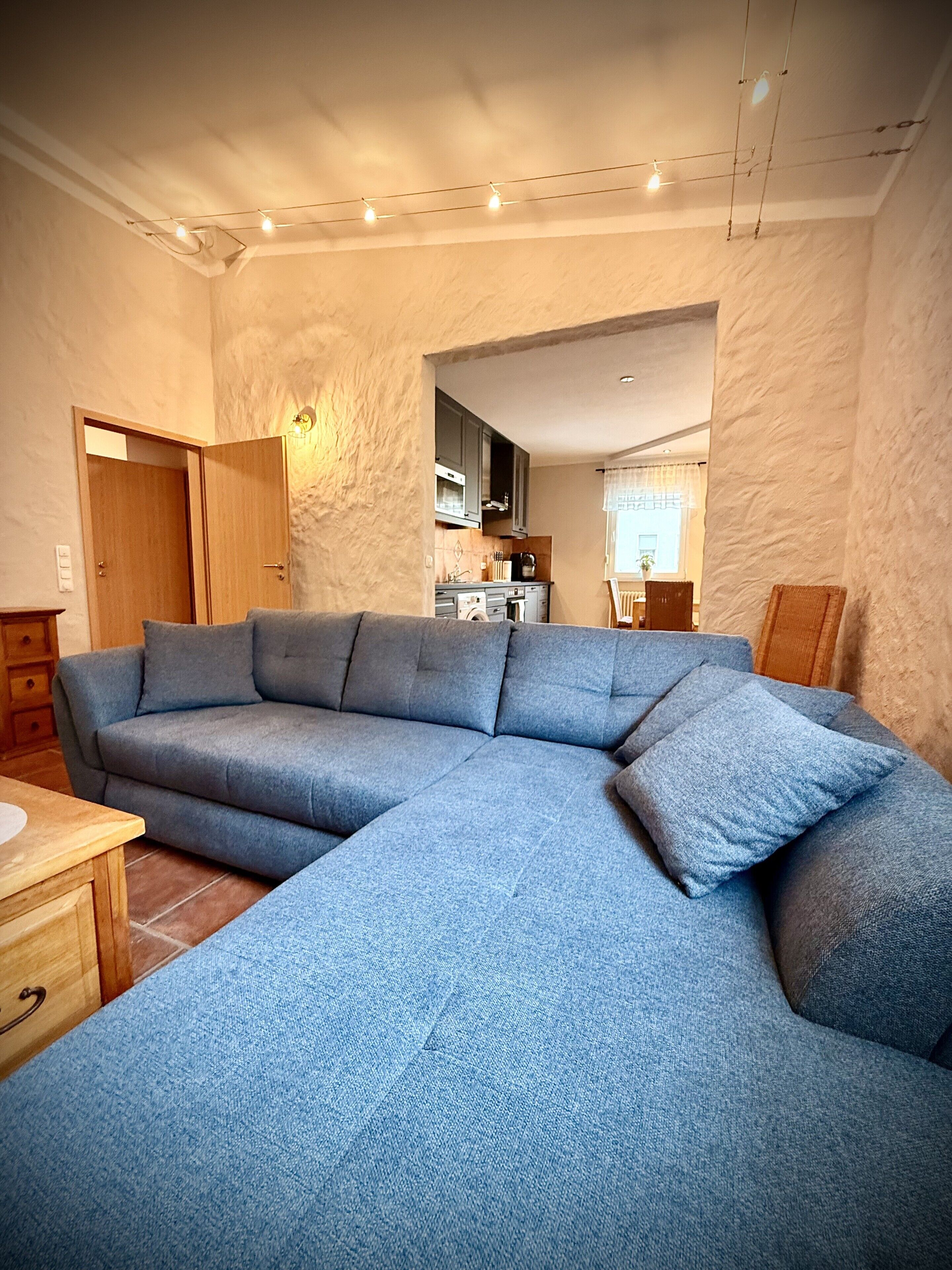 Fernseher, Kamin