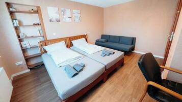 2 Schlafzimmer, Bügeleisen/Bügelbrett, Internetzugang, Bettwäsche