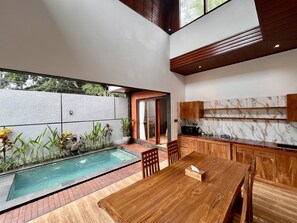 大型冰箱、微波爐、爐台、洗碗機