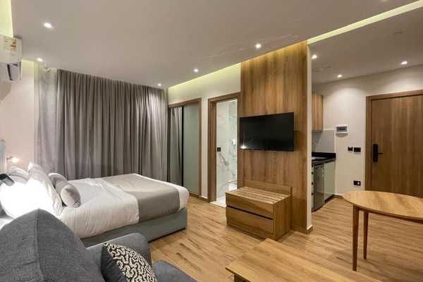In-room safe, iron/ironing board, free WiFi