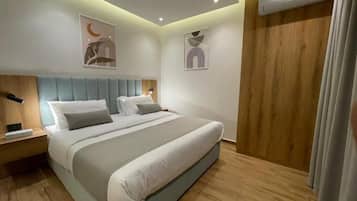 In-room safe, iron/ironing board, free WiFi